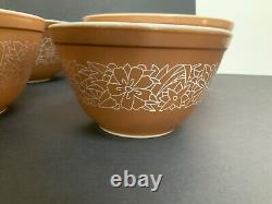 Vintage Pyrex'Woodland' Nesting Mixing Bowls set of four 401 404