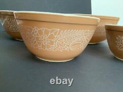 Vintage Pyrex'Woodland' Nesting Mixing Bowls set of four 401 404