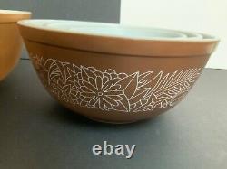 Vintage Pyrex'Woodland' Nesting Mixing Bowls set of four 401 404