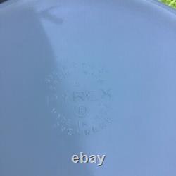 Vintage Pyrex friendship casserole with lid 2 1/2 quart #475 B