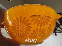 Vintage Pyrex set of 4 Sunflower Cinderella Nesting Bowls 441-444 (B)