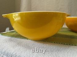 Vintage Pyrex set of 4 Sunflower Cinderella Nesting Bowls 441-444 (B)
