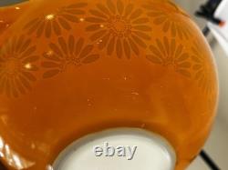 Vintage Pyrex set of 4 Sunflower Cinderella Nesting Bowls 441-444 (B)