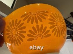 Vintage Pyrex set of 4 Sunflower Cinderella Nesting Bowls 441-444 (D)