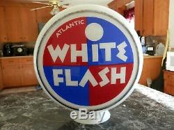 Vintage Rare Original Near Mint Atlantic White Flash Gas Pump Milkglass Globe