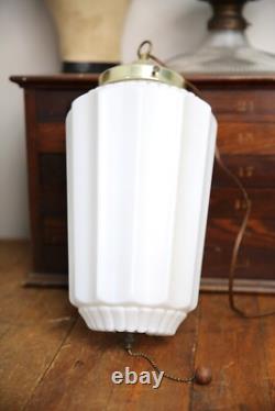 Vintage Regency Milk Glass Hanging Swag Light Lamp MCM Pendant white gold