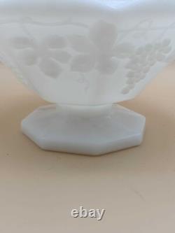 Vintage Set of White Milk Glass Harvest Grapes Serving Bowl/Compote and Lace Edg