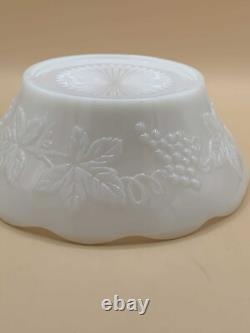 Vintage Set of White Milk Glass Harvest Grapes Serving Bowl/Compote and Lace Edg