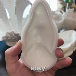 Vintage WESTMORELAND Milk Glass HUMPHREY CAMEL Lidded Dish With Original Sticker