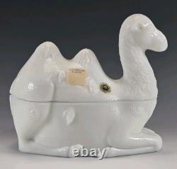 Vintage Westmoreland Milk Glass Camel Covered Dish with Labels Humphrey MINT