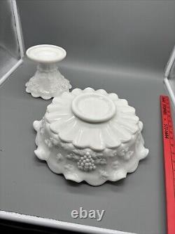 Vintage Westmoreland Milk Glass Paneled Grape Bowl Set With Stand