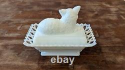 Vintage White Milk Glass Covered Dish Trinket Candy Box Lid Figural Cat Eyes