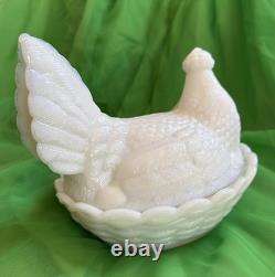 Vintage White Milk Glass Hen On Nest Vallerysthal Butter Dish 7.5 Large