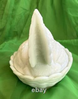 Vintage White Milk Glass Hen On Nest Vallerysthal Butter Dish 7.5 Large