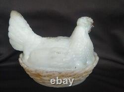 Vintage White Milk Glass Hen On Nest Vallerysthal Butter Dish Collecitble #a2