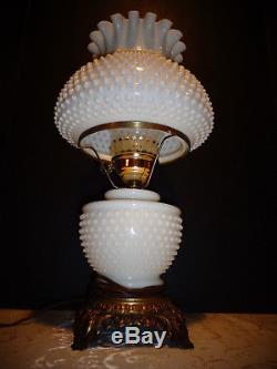 Vintage White Milk Glass Hobnail GWTW Hurricane Table Lamp Electric 21 Fenton