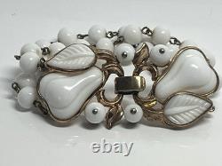 Vintage signed Trifari ALFRED PHILIPPE White Milk Glass Pear Bracelet 1950's