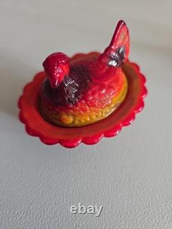 Vintage westmoreland milk glass hen on nest