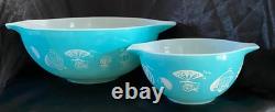 Vtg 1958 Pyrex Fancy Free Hot Air Balloons Cinderella Chip & Dip Bowls Turquoise