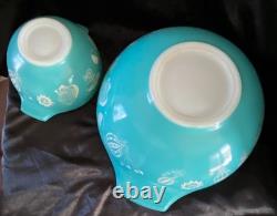 Vtg 1958 Pyrex Fancy Free Hot Air Balloons Cinderella Chip & Dip Bowls Turquoise