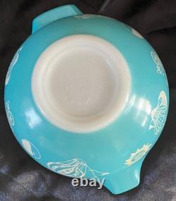 Vtg 1958 Pyrex Fancy Free Hot Air Balloons Cinderella Chip & Dip Bowls Turquoise