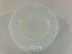 Vtg American Sweetheart Monax White Milk Glass Set of 13 Bread & Butter Plates