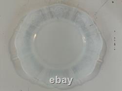 Vtg American Sweetheart Monax White Milk Glass Set of 13 Bread & Butter Plates