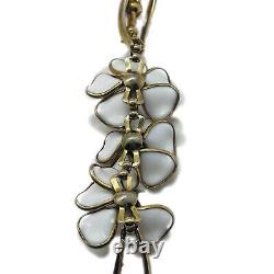 Vtg Crown Trifari Bracelet White Poured Milk Glass Flower & Bead Gold Tone READ