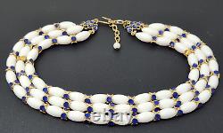 Vtg Crown Trifari White Milk Glass Enamel Bead Gold tone Statement Necklace 15