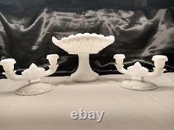 Vtg Fenton Daisy and Button Console Bowl Set With 2 Double Light Candlesticks