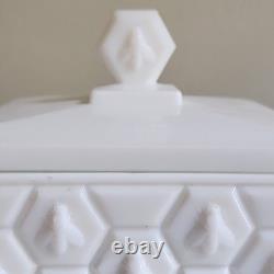 Vtg Fenton Honey Bee Milk Glass Honeycomb Covered Footed Candy Dish Lid