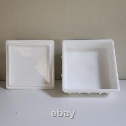 Vtg Fenton Honey Bee Milk Glass Honeycomb Covered Footed Candy Dish Lid