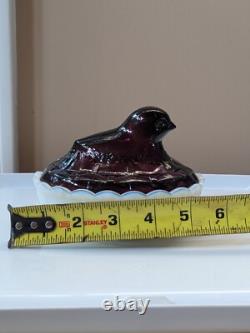 Vtg Fenton Purple Amethyst & White Milk Glass Baby Chick on Nest Covered Dish