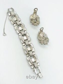 Vtg Juliana D&E White Milk Glass Clear Rhinestone 5 Links Bracelet Earrings Set