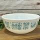 Vtg Pyrex 404 Turquoise Blue Amish Butterprint 4qt Mixing Serving Bowl Rooster