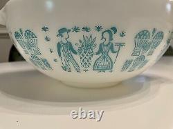Vtg Pyrex 4QT Cinderella Mixing Bowl #444 Turquoise On White Butterprint