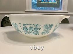 Vtg Pyrex 4QT Cinderella Mixing Bowl #444 Turquoise On White Butterprint