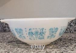 Vtg Pyrex Amish Butterprint Cinderella 4qt Mixing Bowl #444 Turquoise On White