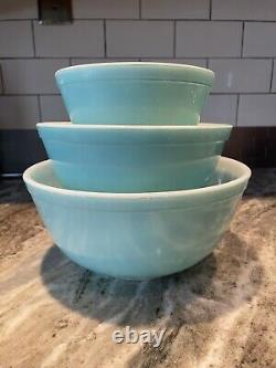 Vtg Pyrex Robin Egg Blue Turquoise Nesting Mixing Bowls Set of 3 401, 402, 403