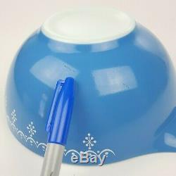 Vtg Pyrex Set of 4 Snowflake Blue White Garland Cinderella Nesting Mixing Bowls