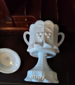 Vtg. WESTMORELAND Cherry Thumbprint Pattern Cookie Jar withLid White Milk Glass