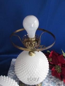 Vtg White Milk Glass Hobnail Gwtw Hurricane Parlor Table Lamp 3 Way 22 ½fenton