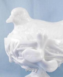Westmoreland Bird on Nest Covered Dish Milk Glass Figural Animal Vintage