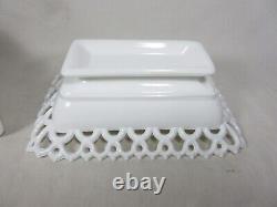 Westmoreland, Raised Wing Swan, Milk Glass, Dish/Bowl, Basketweave, Excellent