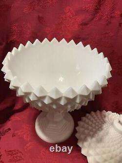 Westmoreland milk glass Centerpiece Bow & Lid 14 H, 9,25 W Sawtooth Design Exc