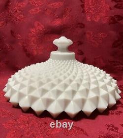 Westmoreland milk glass Centerpiece Bow & Lid 14 H, 9,25 W Sawtooth Design Exc