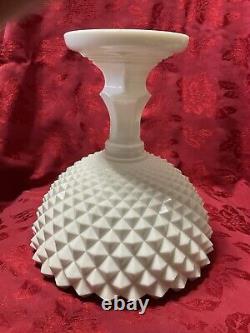 Westmoreland milk glass Centerpiece Bow & Lid 14 H, 9,25 W Sawtooth Design Exc