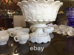 Westmoreland milk glass Grape punch bowl set vintage, 12 Cups