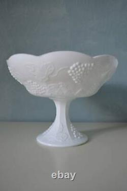 White Milk Glass Grapes & Leaves Pedestal Bowl 4 Dish Planters-Goblet-Vase-Weddi