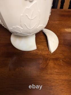 White Milk Glass Set see photos fast free shipping